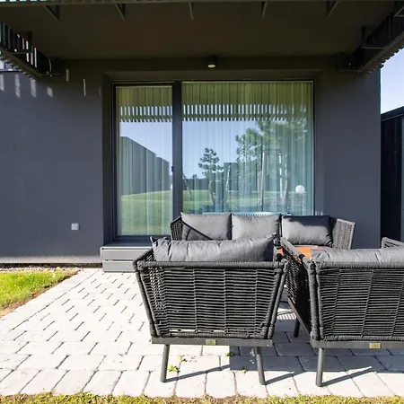 Apartment Cohost I Apt With Terrace, Selfcheck-in & Parking Palanga