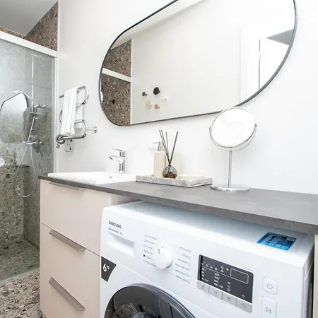 Cohost I Apt With Terrace, Selfcheck-in & Parking Palanga